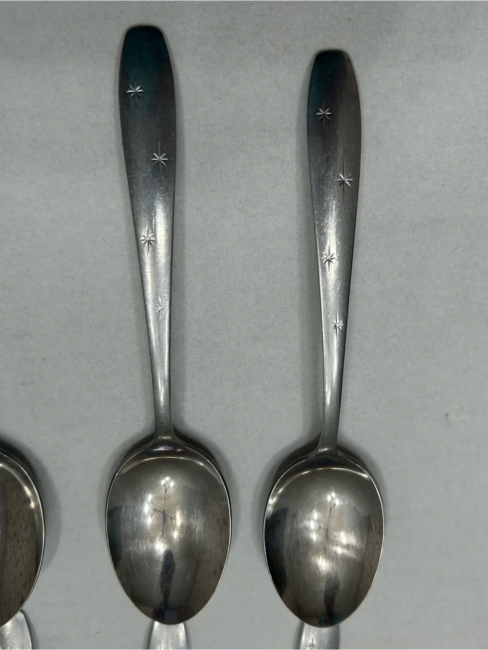 Vintage Wallace Stainless Serving Spoons Atomic/Starburst design. Lot of 6